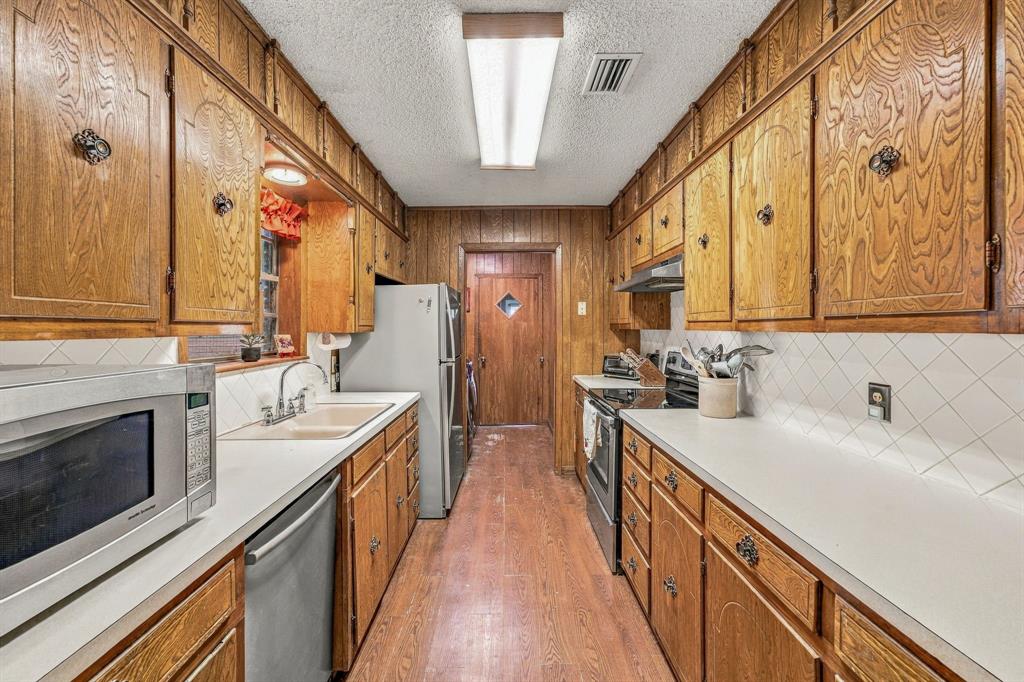 12592 N Us Highway 377 Property Photo 18