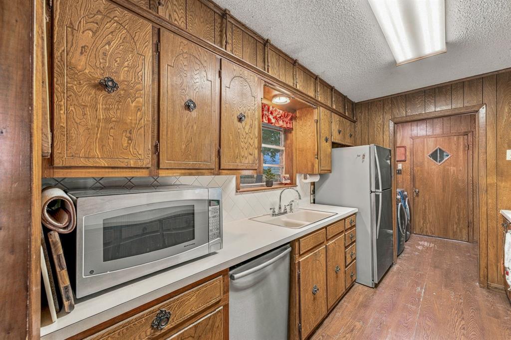 12592 N Us Highway 377 Property Photo 19