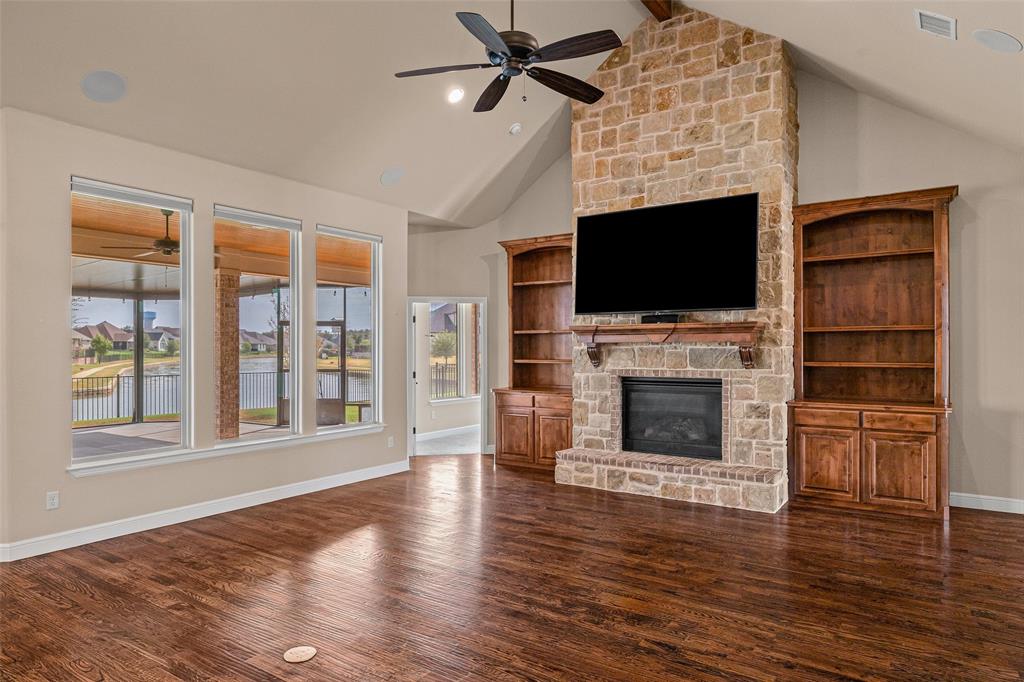 6341 Weatherby Road Property Photo 8