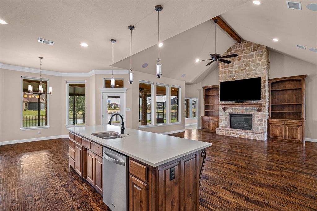 6341 Weatherby Road Property Photo 13
