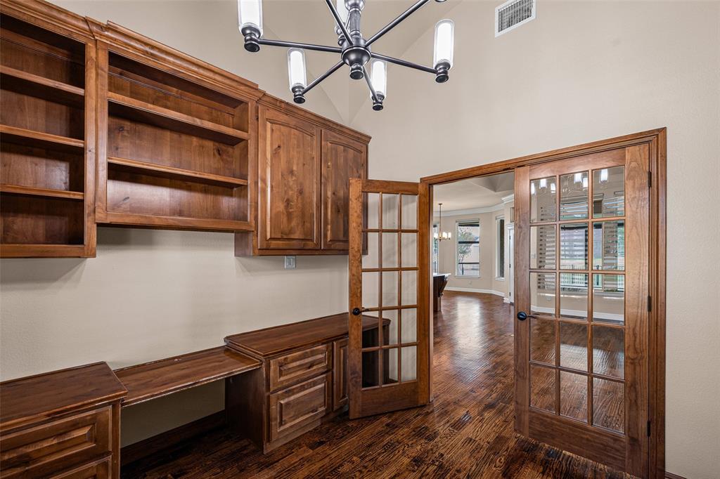 6341 Weatherby Road Property Photo 17