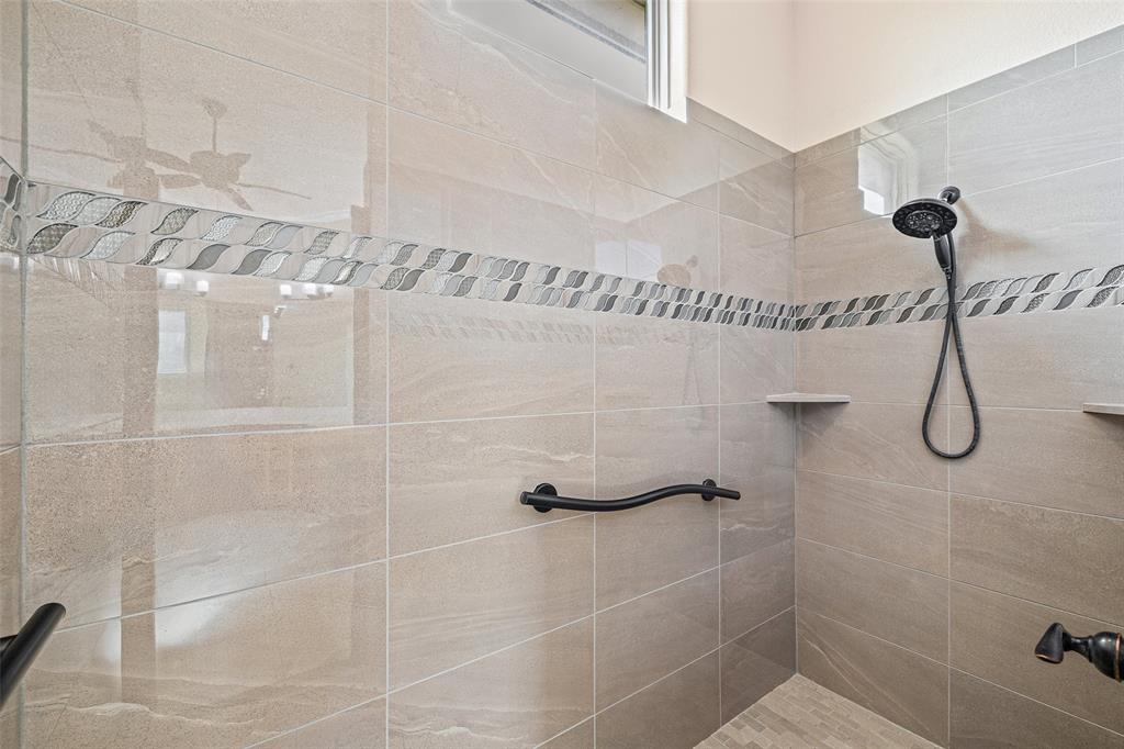 6341 Weatherby Road Property Photo 24