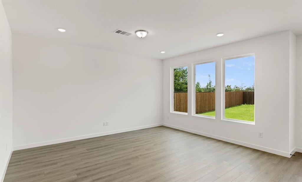 608 Tyronza Drive Property Photo 7