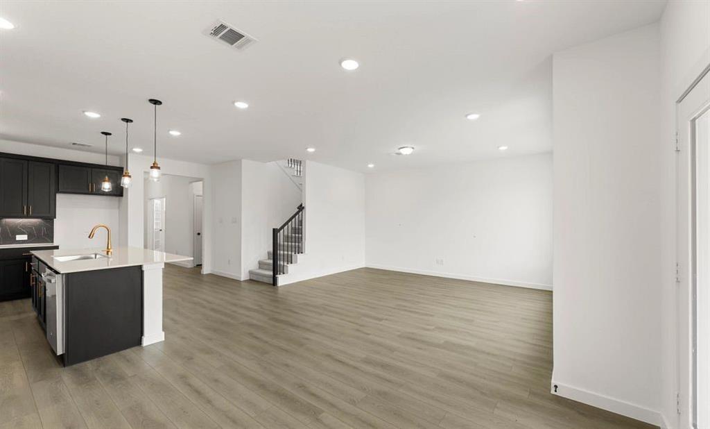608 Tyronza Drive Property Photo 8