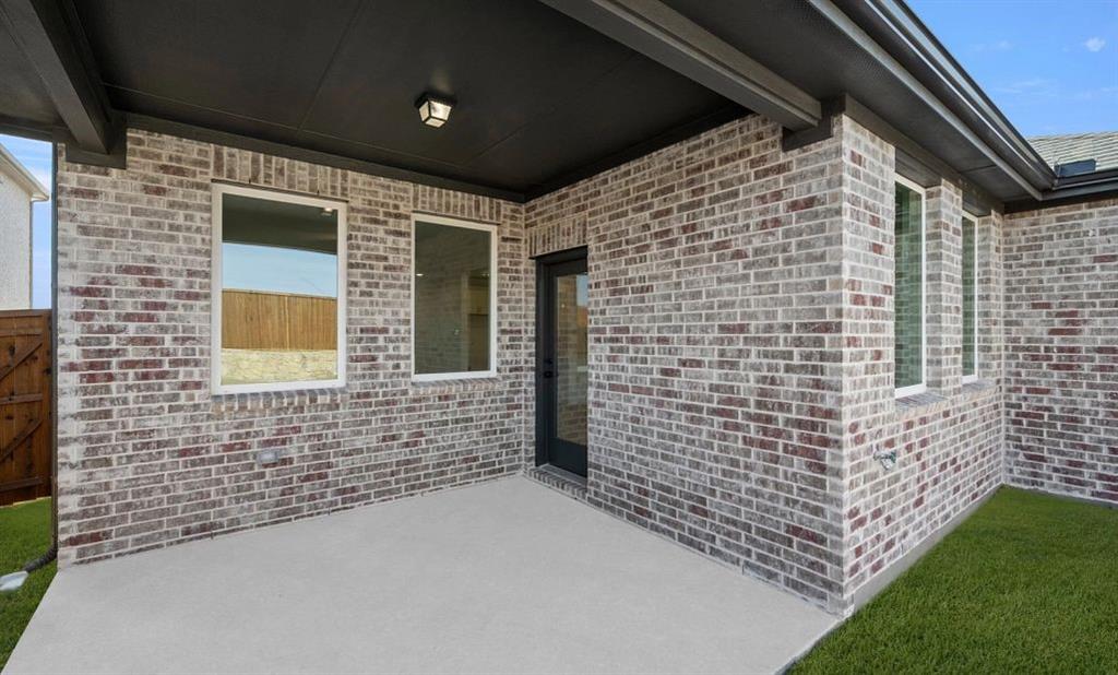 633 Tyronza Drive Property Photo 25