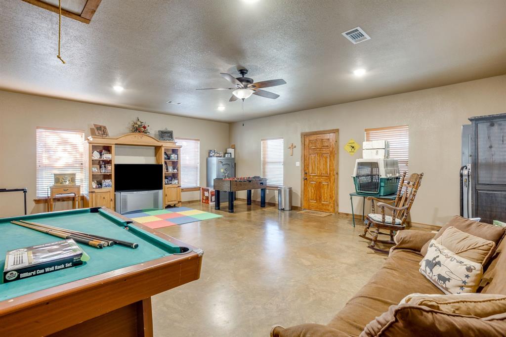 3305 E Fm 916 Property Photo 27