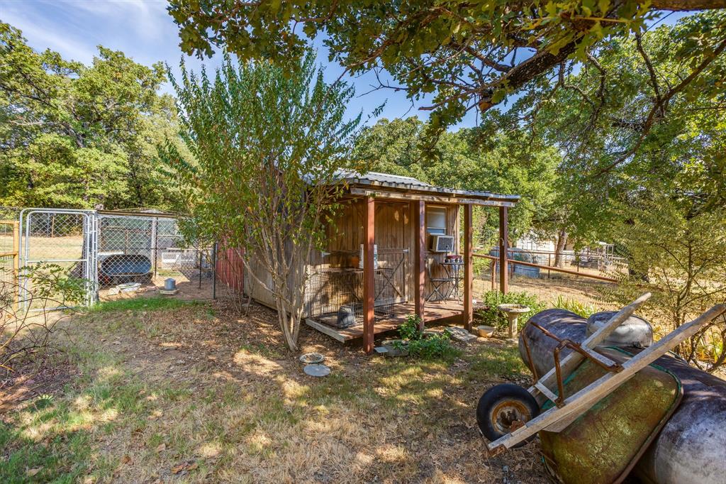 3305 E Fm 916 Property Photo 38