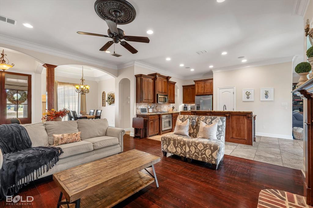 9865 Loveland Court Property Photo 11