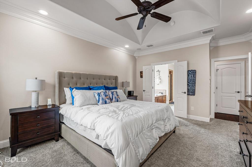 9865 Loveland Court Property Photo 18