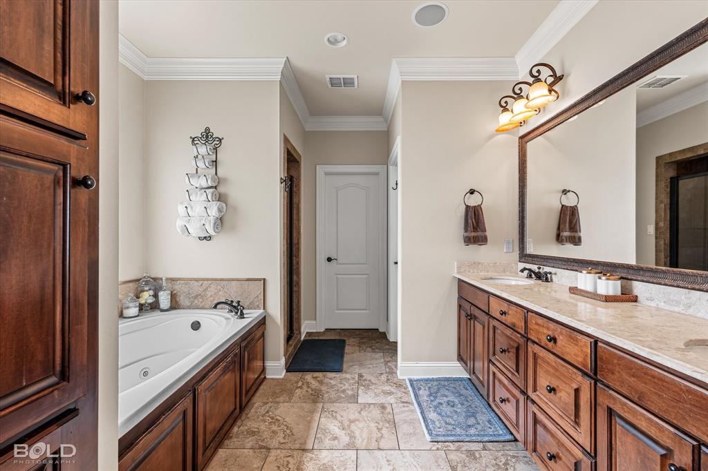 9865 Loveland Court Property Photo 19
