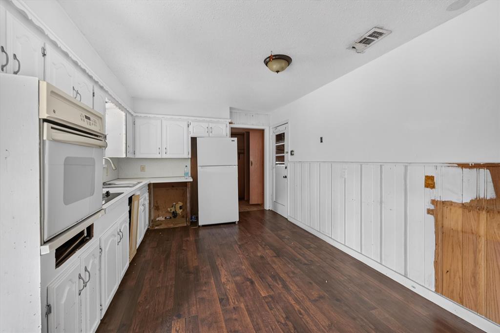 2620 Greenland Drive Property Photo 13