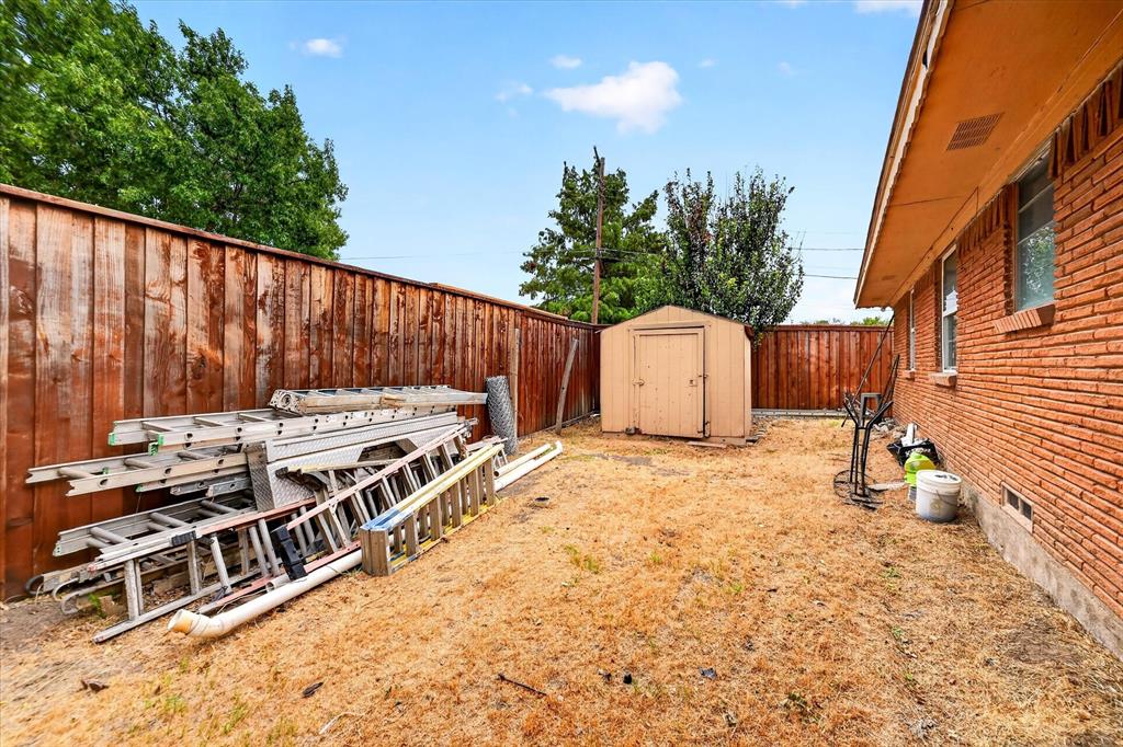 2620 Greenland Drive Property Photo 24
