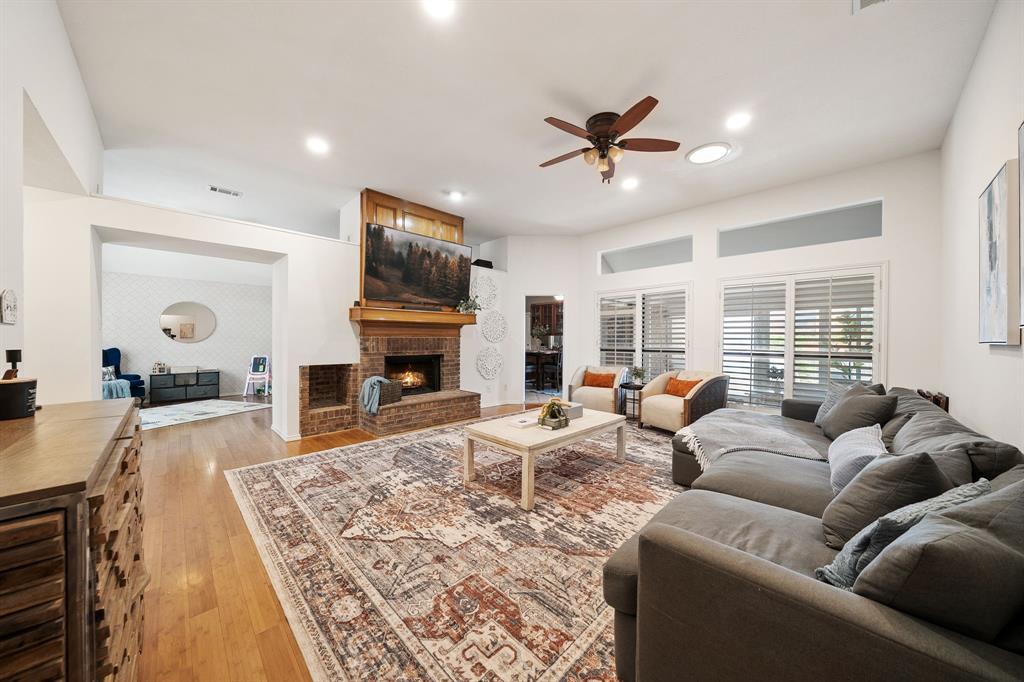 1633 Crosshaven Drive Property Photo 1