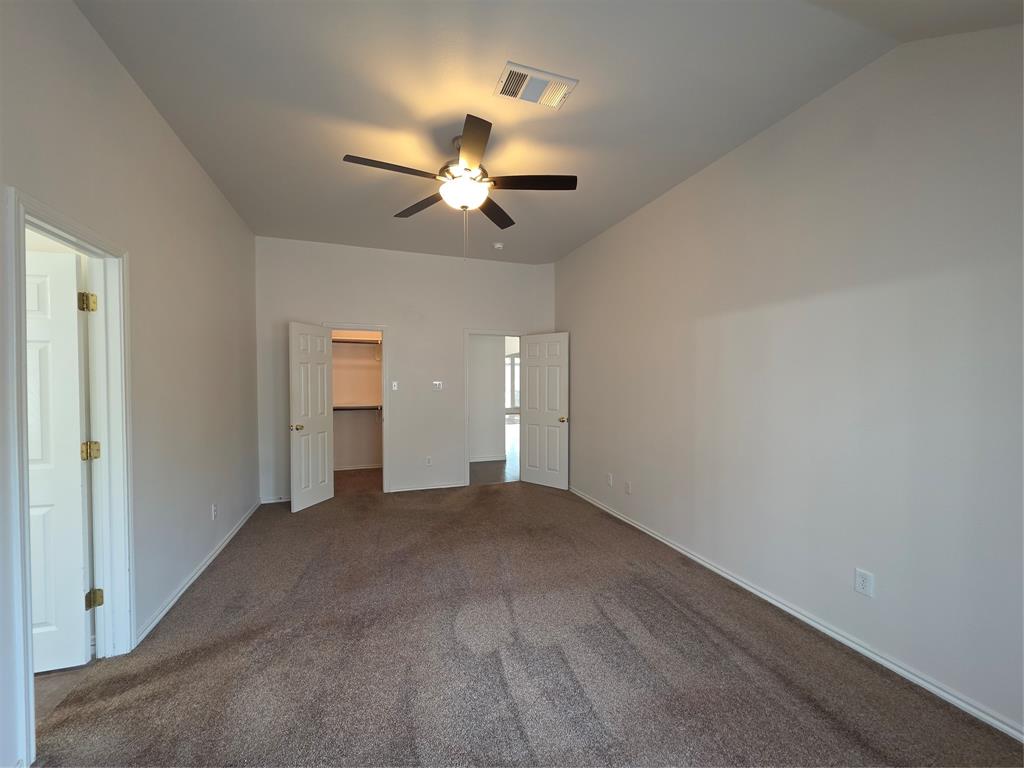 601 Crestview Court Property Photo 21