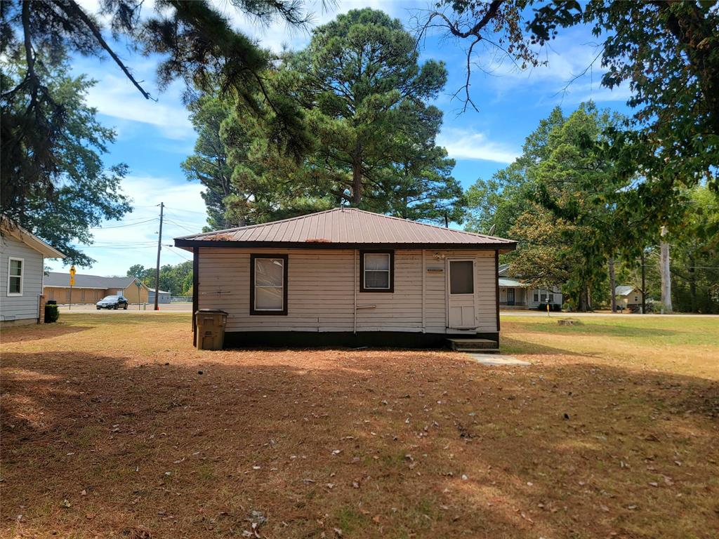 135 U.s. Highway 82-business Property Photo 2