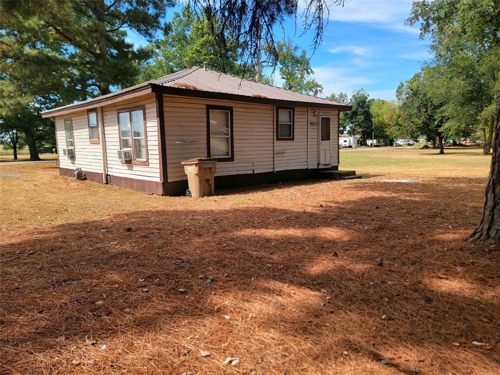 135 U.s. Highway 82-business Property Photo 5