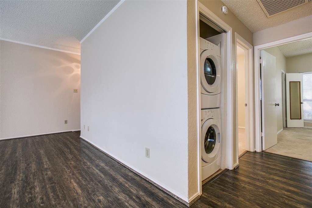 1700 Amelia Court 313 Property Photo 6