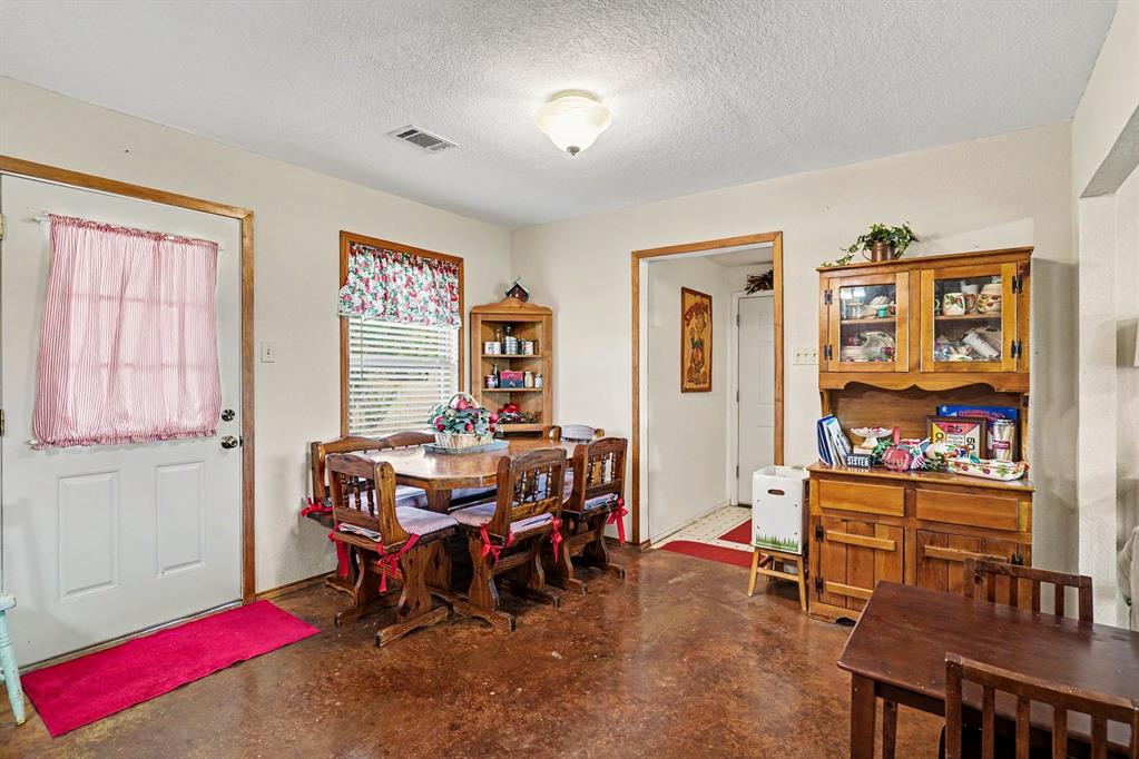 7445 County Road 305 Property Photo 4