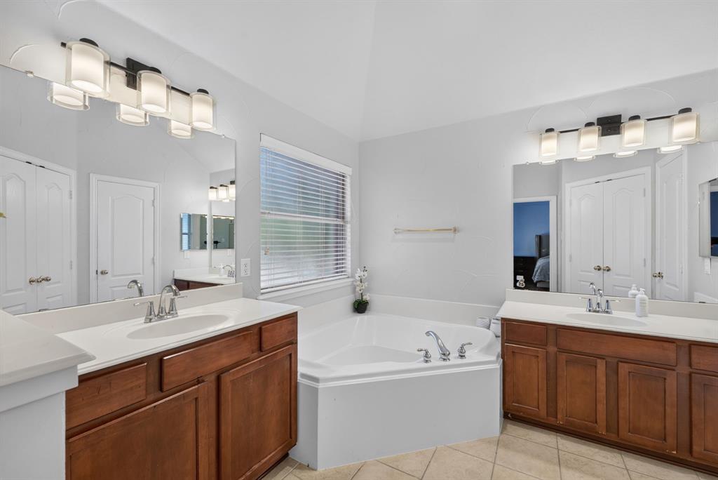 4412 Greenfield Drive Property Photo 23