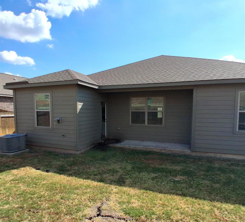 1432 Park Trails Boulevard Property Photo 4