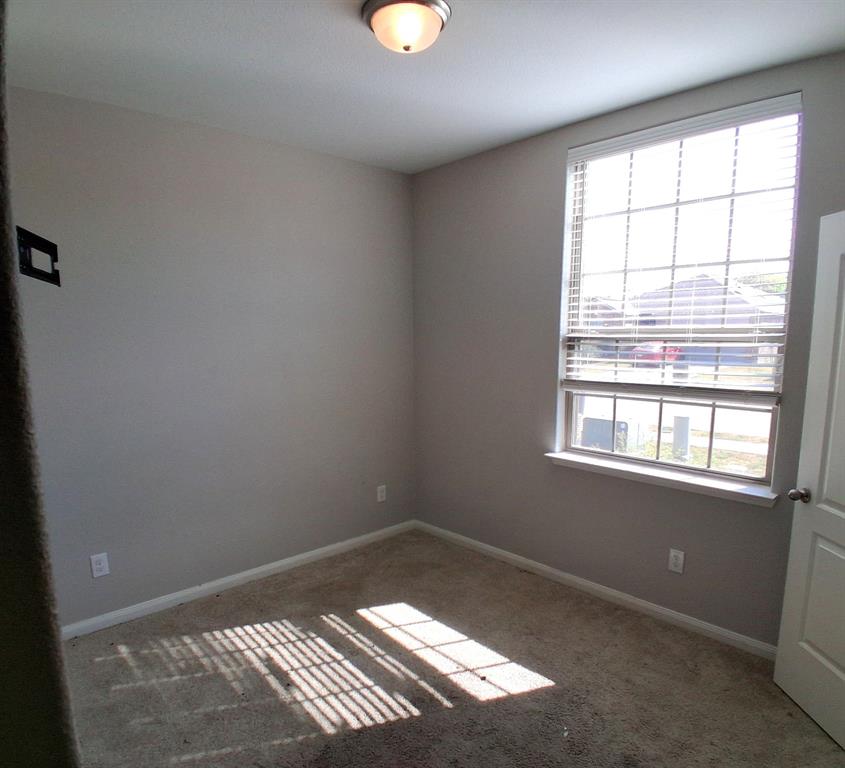 1432 Park Trails Boulevard Property Photo 8