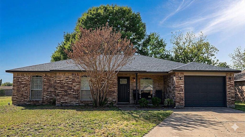 208 Tejas Drive Property Photo 1