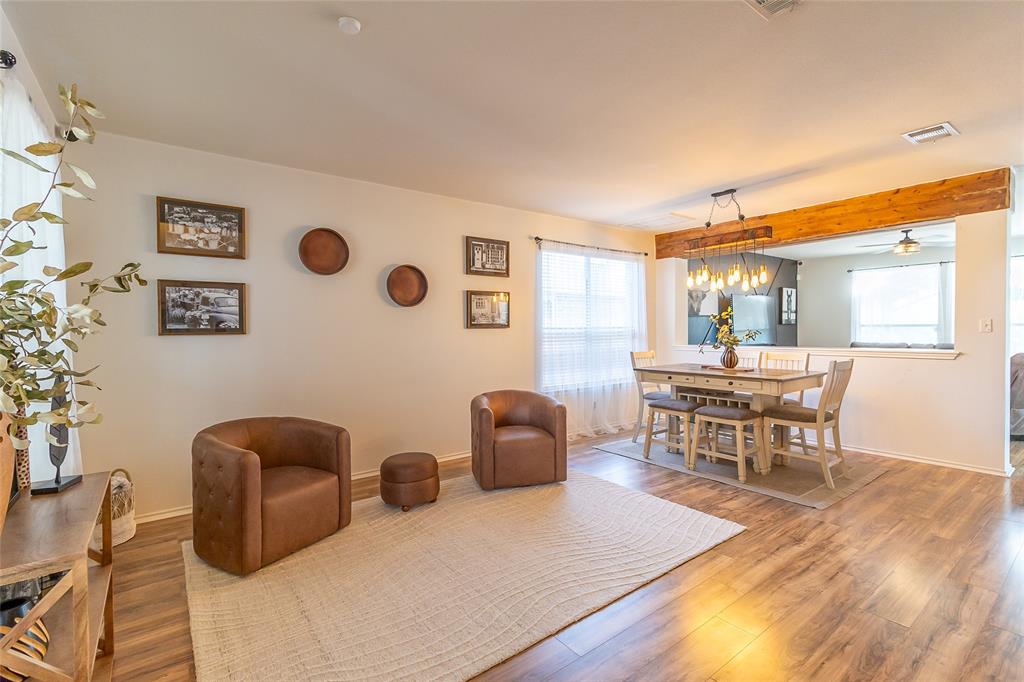 2211 Memory Lane Property Photo 15