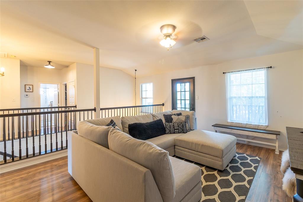 2211 Memory Lane Property Photo 23