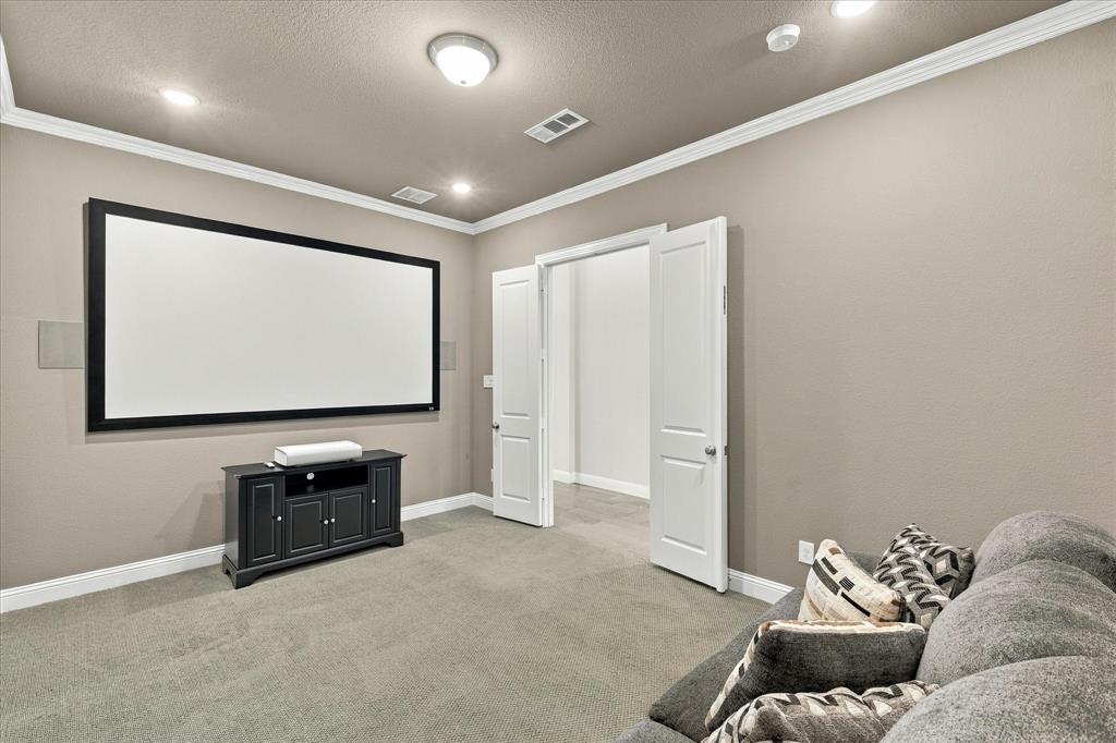 9308 Pecan Woods Trail Property Photo 4