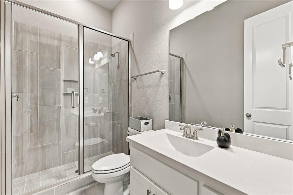 9308 Pecan Woods Trail Property Photo 24