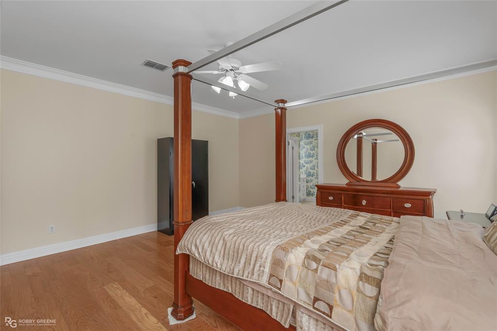 2921 N Pointe Drive Property Photo 15