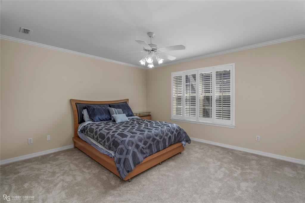 2921 N Pointe Drive Property Photo 23