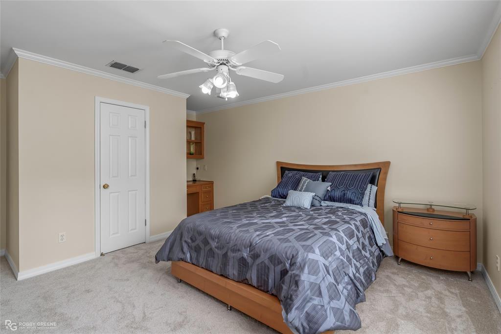 2921 N Pointe Drive Property Photo 24