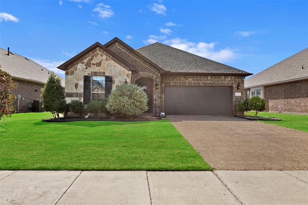 616 Spruce Trail