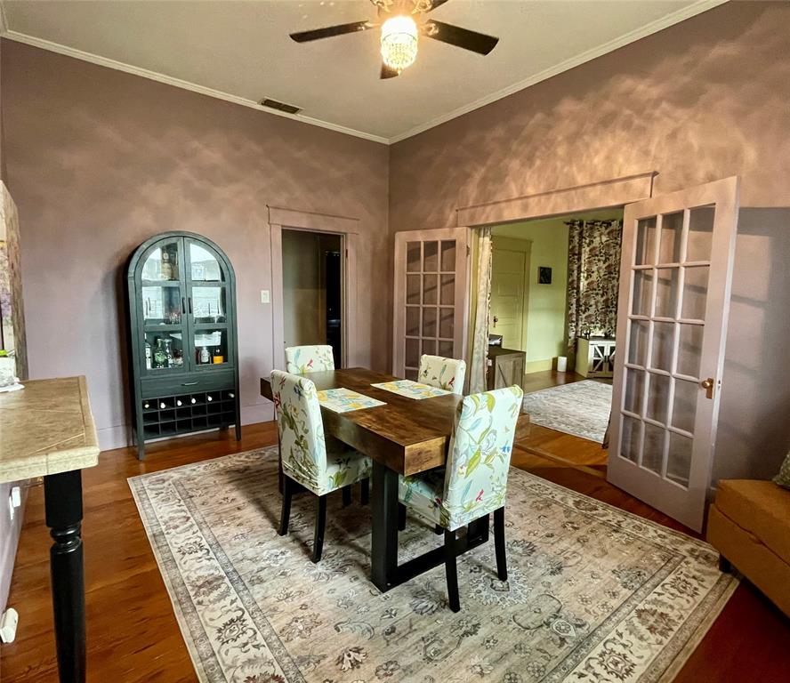 200 N Avenue C Property Photo 10