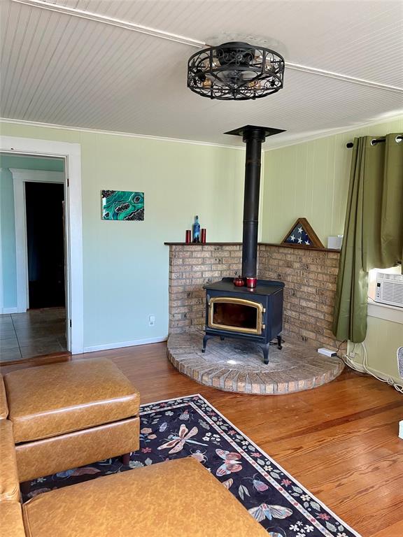 200 N Avenue C Property Photo 18