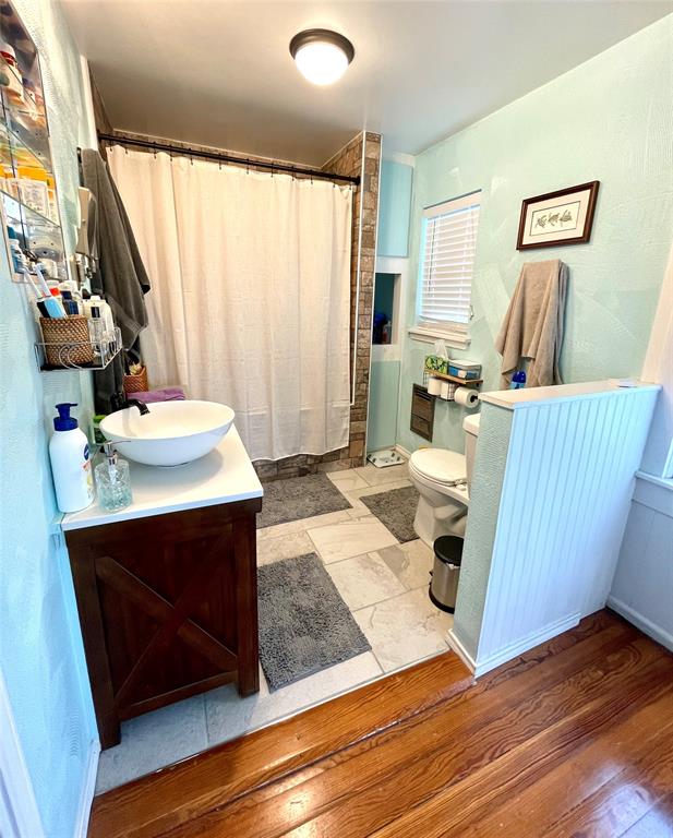 200 N Avenue C Property Photo 28