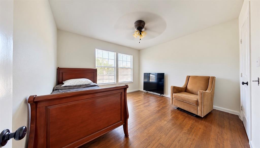 8413 White Settlement Road Property Photo 5