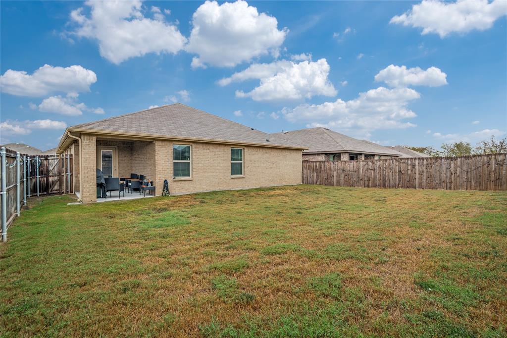 2944 Shoemaker Drive Property Photo 17
