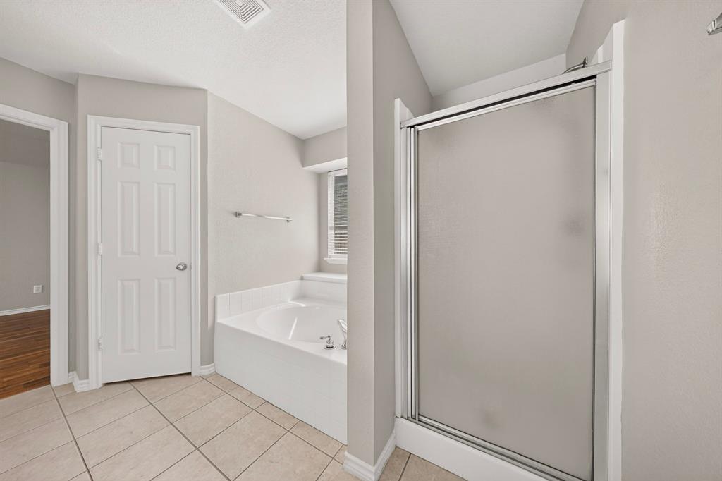 1214 Lake Trail Court Property Photo 21