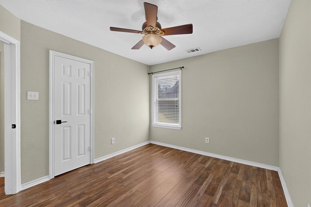 1214 Lake Trail Court Property Photo 25