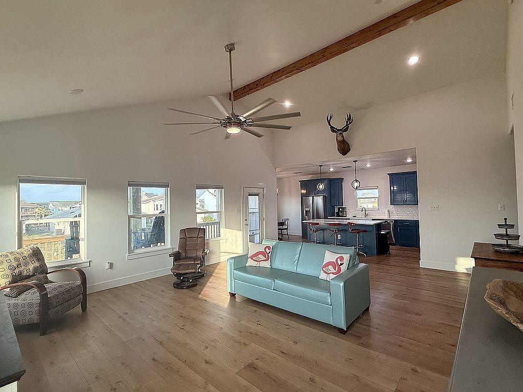 220 Windjammer Street Property Photo 19