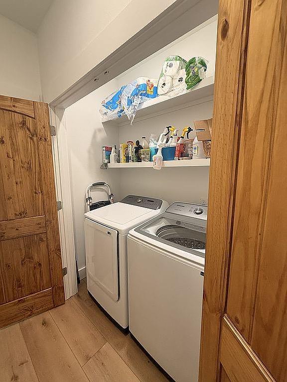 220 Windjammer Street Property Photo 22