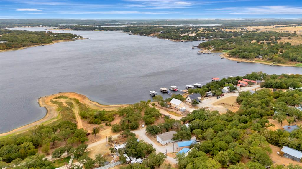 445 Lakeside Drive Property Photo 4