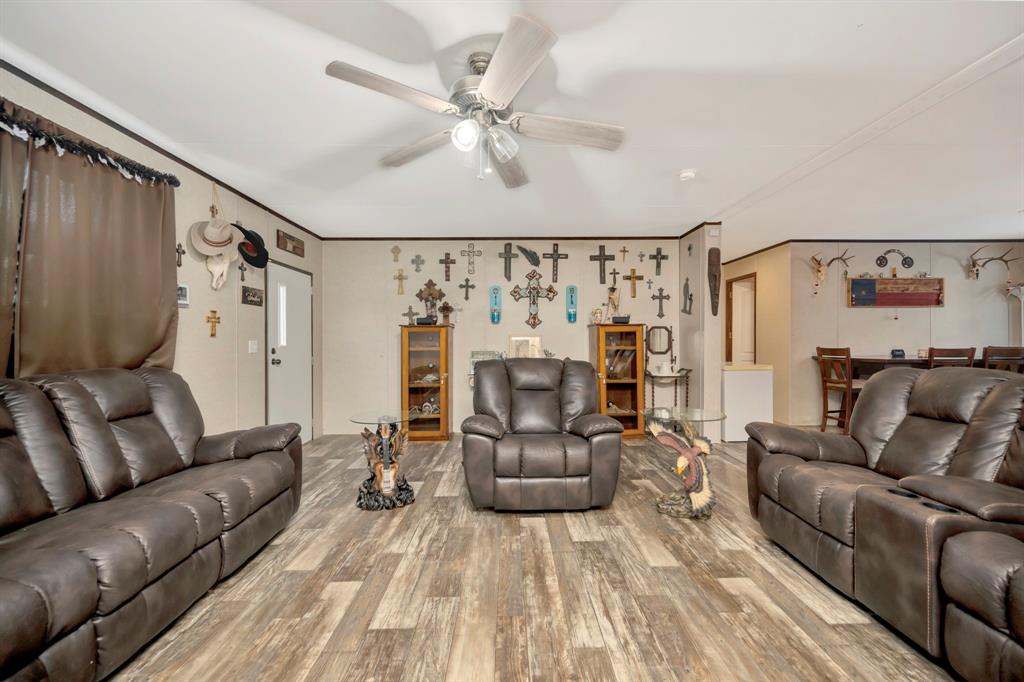 445 Lakeside Drive Property Photo 16