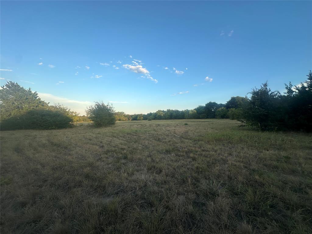 5851 Fm 663 Property Photo 7