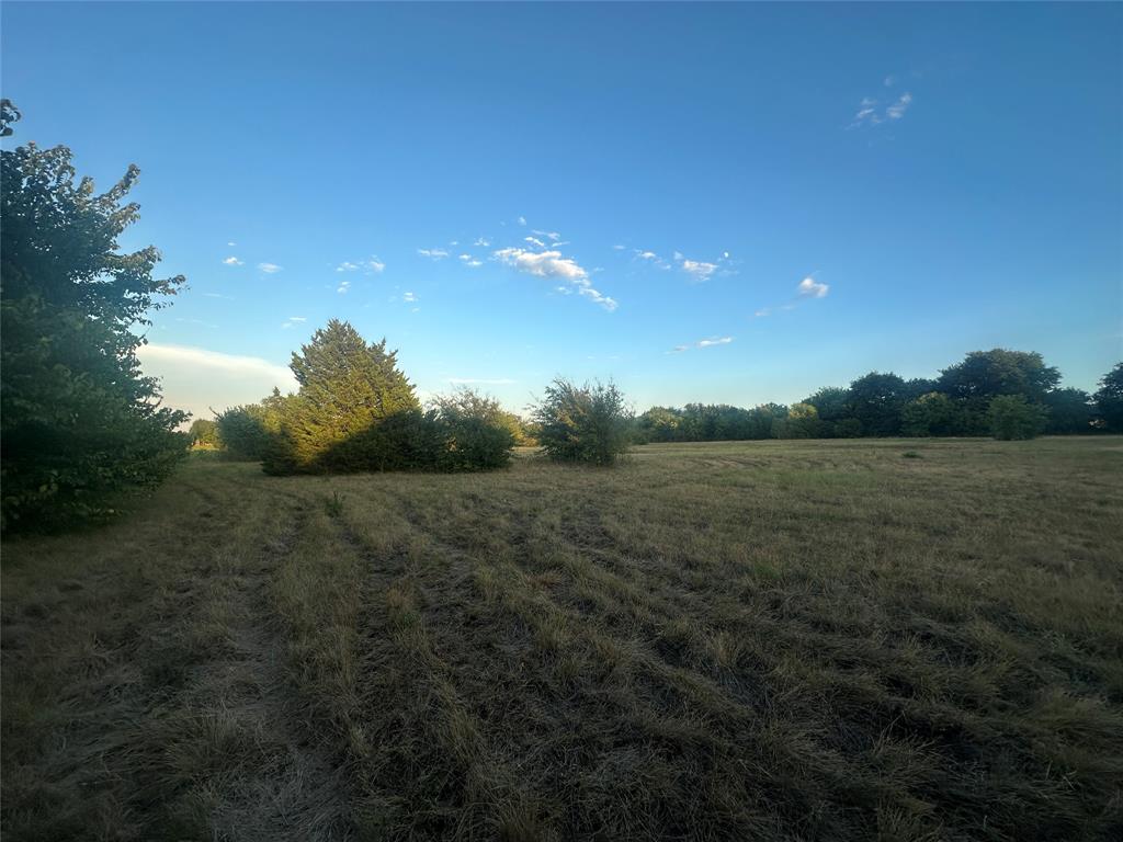 5851 Fm 663 Property Photo 8