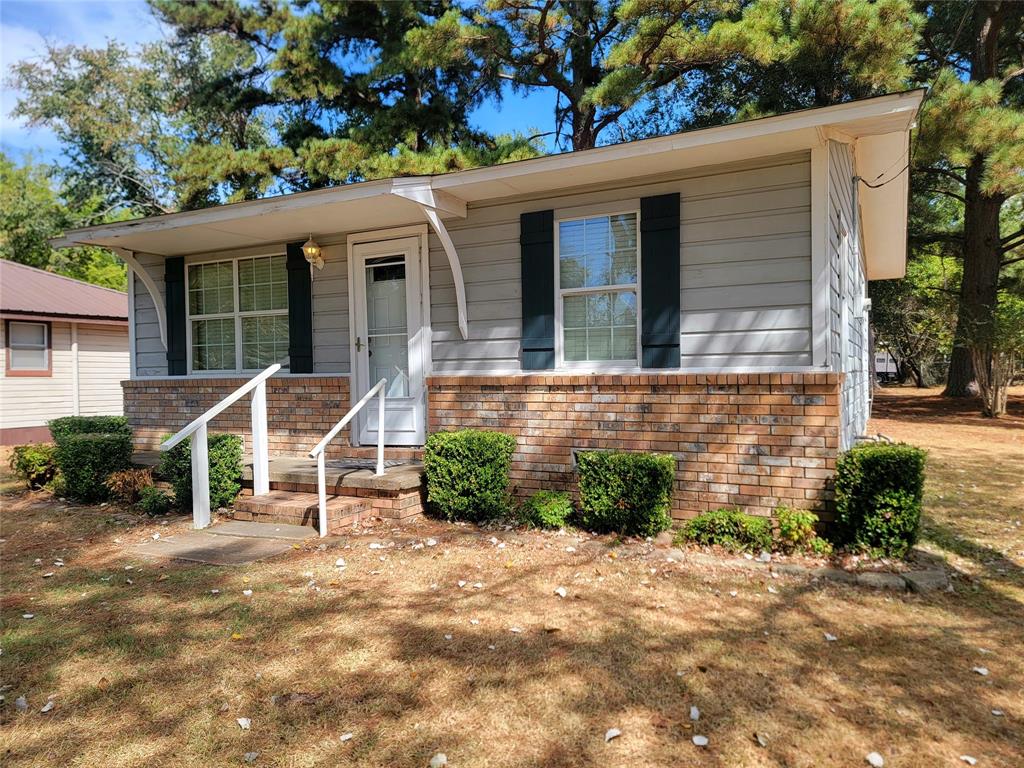145 U.s. Highway 82-business Property Photo 1