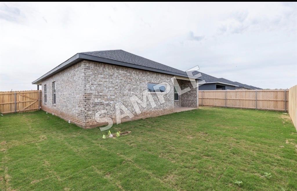 265 Little Hollie Property Photo 9