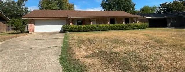 9705 Chalet Drive Property Photo 1